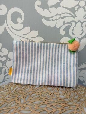 💫10/$25 • Ipsy Striped Blue & White Zip Pouch with Peach Charm